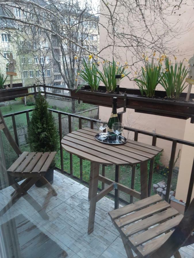Studio Karma Budapest Esterno foto